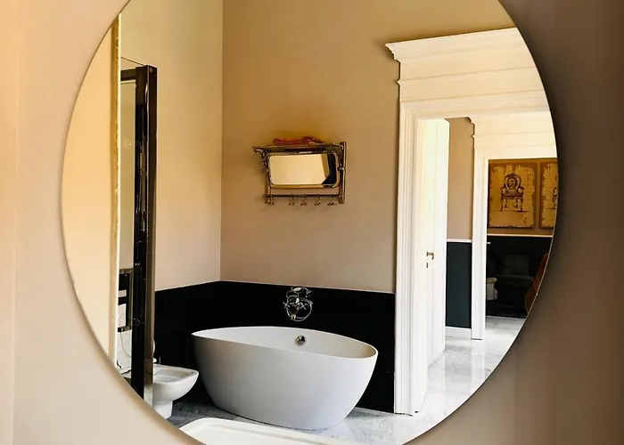 Via Veneto Luxury House